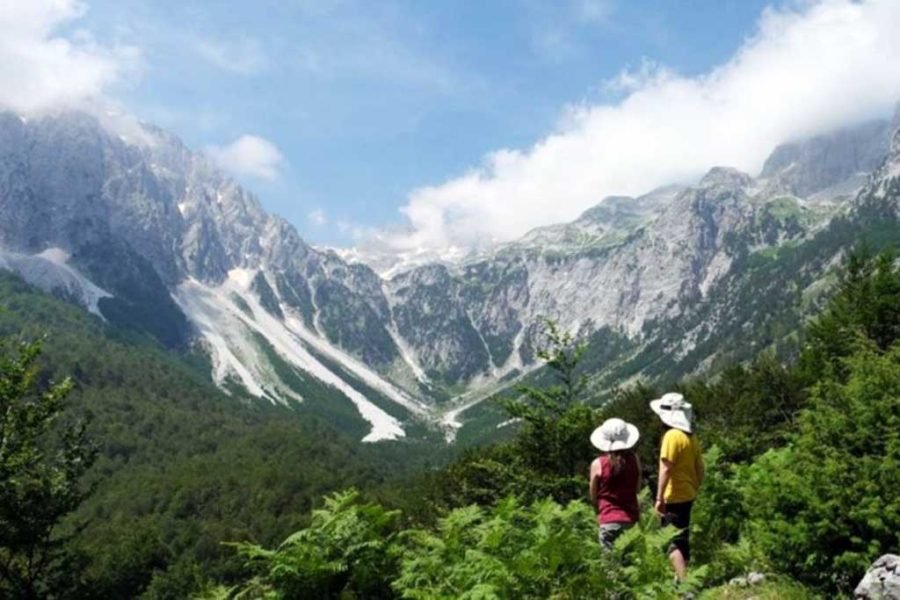2 Day Tour: Shkodra ↔ Valbona + Hotel (Couple’s Package)